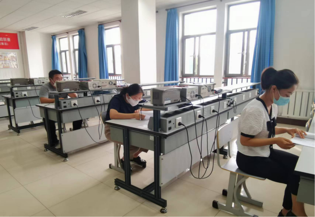 天津市电子信息技师学院