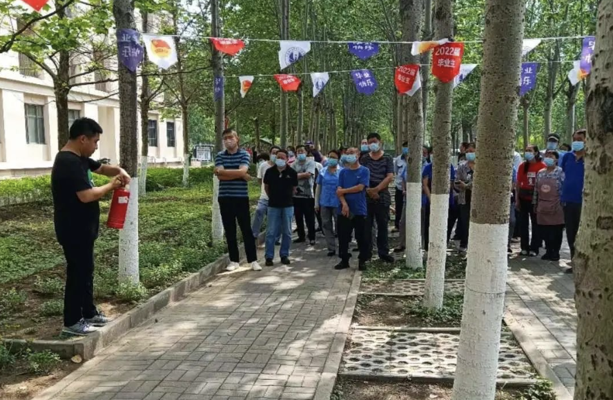 天津市电子信息技师学院