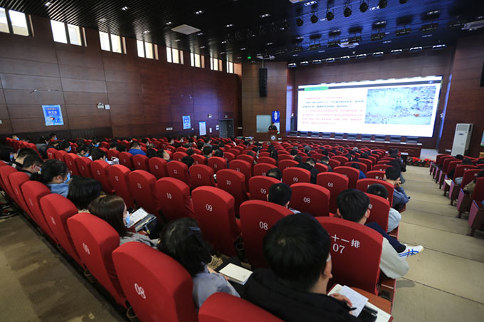 天津市电子信息技师学院