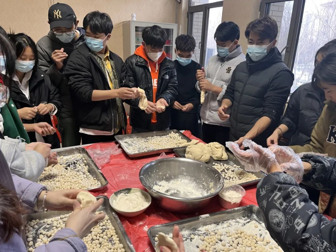 天津市电子信息技师学院