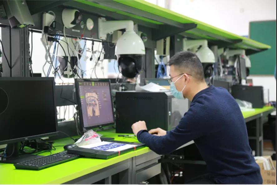 天津市电子信息技师学院